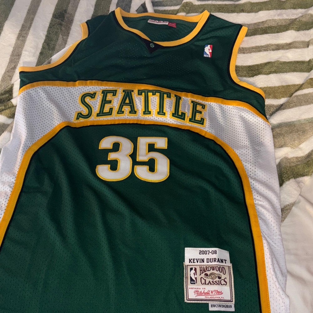 Mitchell & Ness Green and Yellow Seattle Jersey